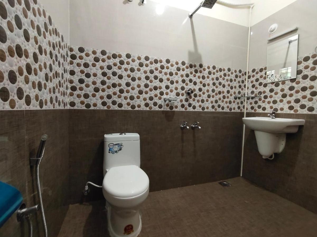 Hotel White House Residency Varkala Esterno foto