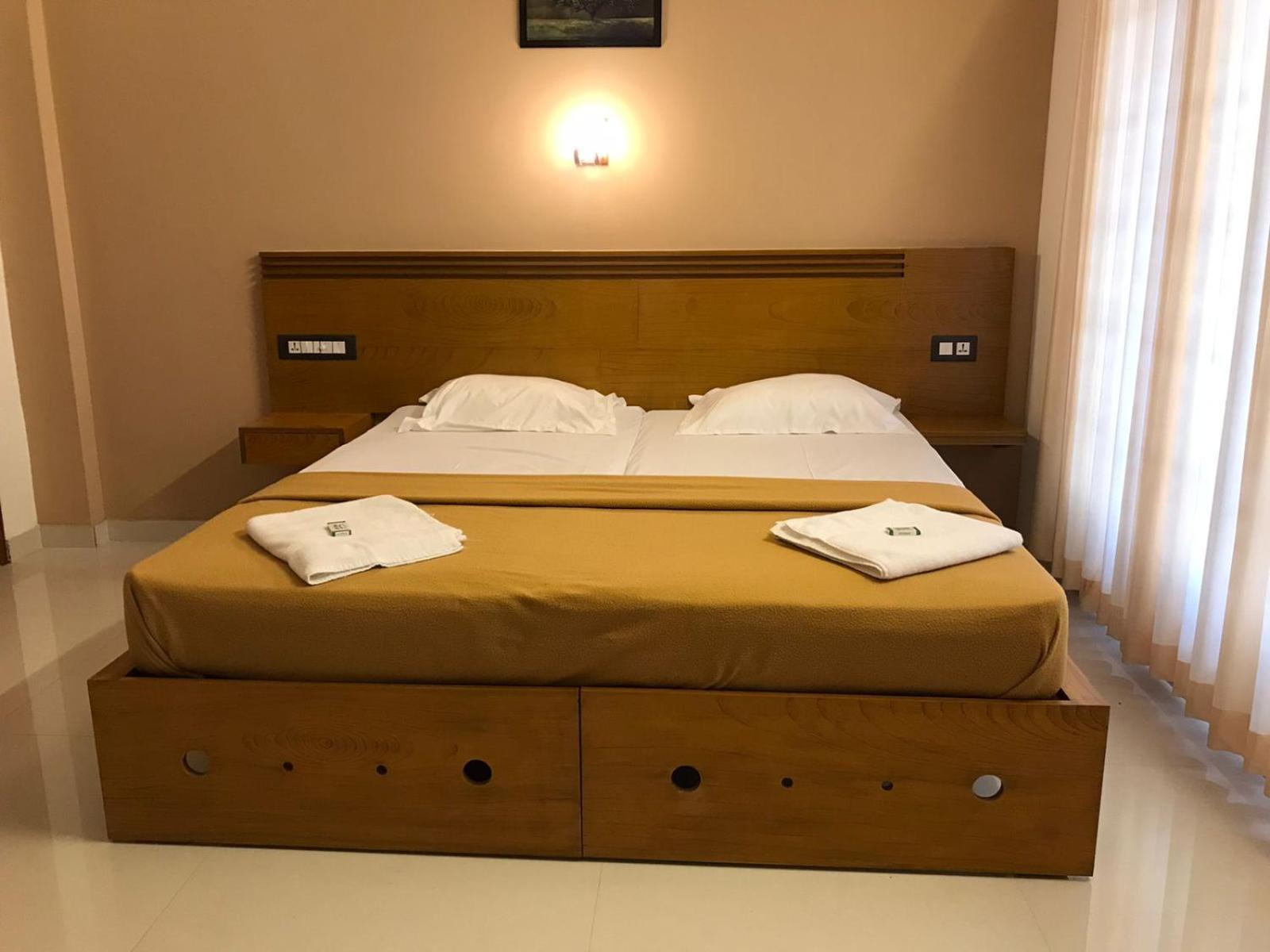 Hotel White House Residency Varkala Esterno foto